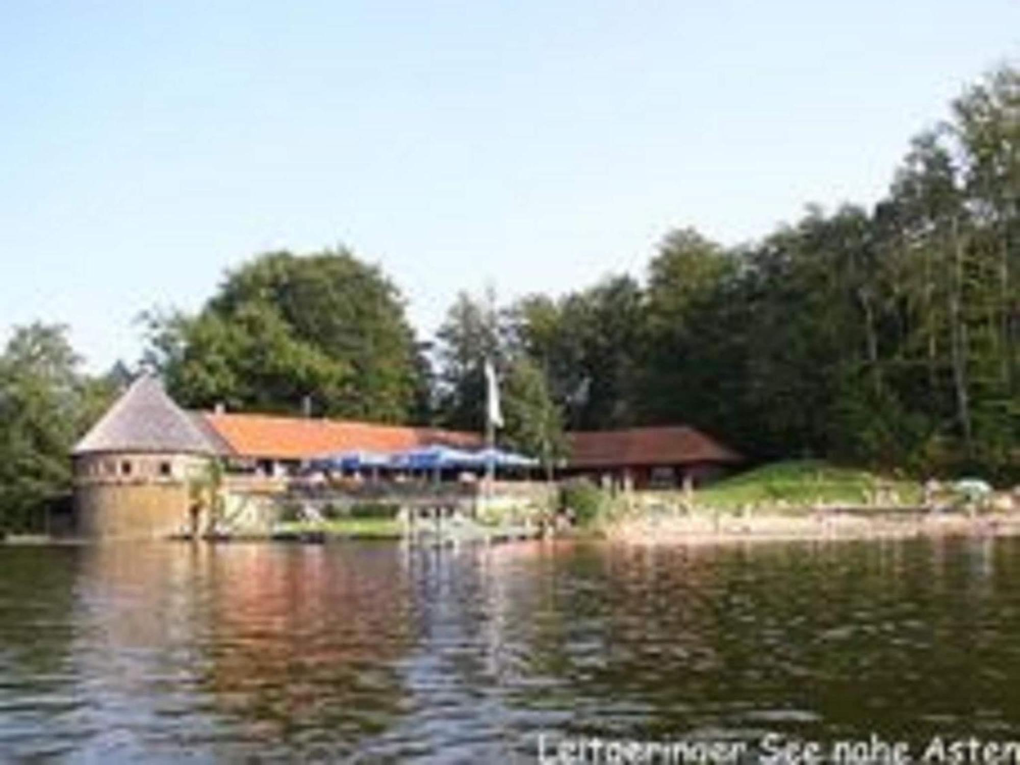 Eco Friendly Chalet Near The Lake In Asten Tittmoning Exterior foto